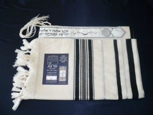 Black and silver Prima Tallit