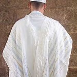 White tallis with gold trim